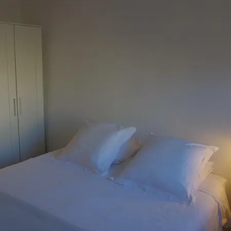 Apartment A La *