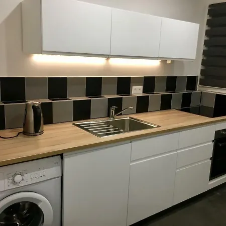 Apartment A La *